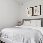 West Loop Studio W Wd Gym Roof Nr L Chi-772