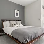 Loop 1Br W Pool Gym Nr Theatre District Chi-277