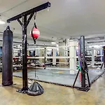 River N 1Br W Gym Pool Nr L Stop Beach Chi-360