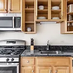 Gold Coast 1Br Nr Mariano Park Oak St Beach Chi-259