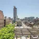 W Loop Studio W Gym Wd 3 Blocks To L Chi-675