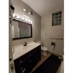 Cozy Private Room In Prime Downtown Chicago
