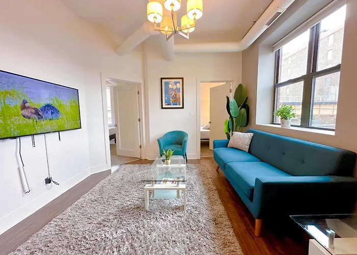 Cozy 420-Friendly 3Br City Retreat Near Mccormick Place, Grant Park And Soldier Field