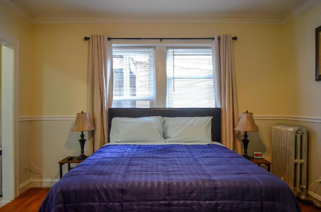 Cozy Near Wrigley Field And Boystown *
