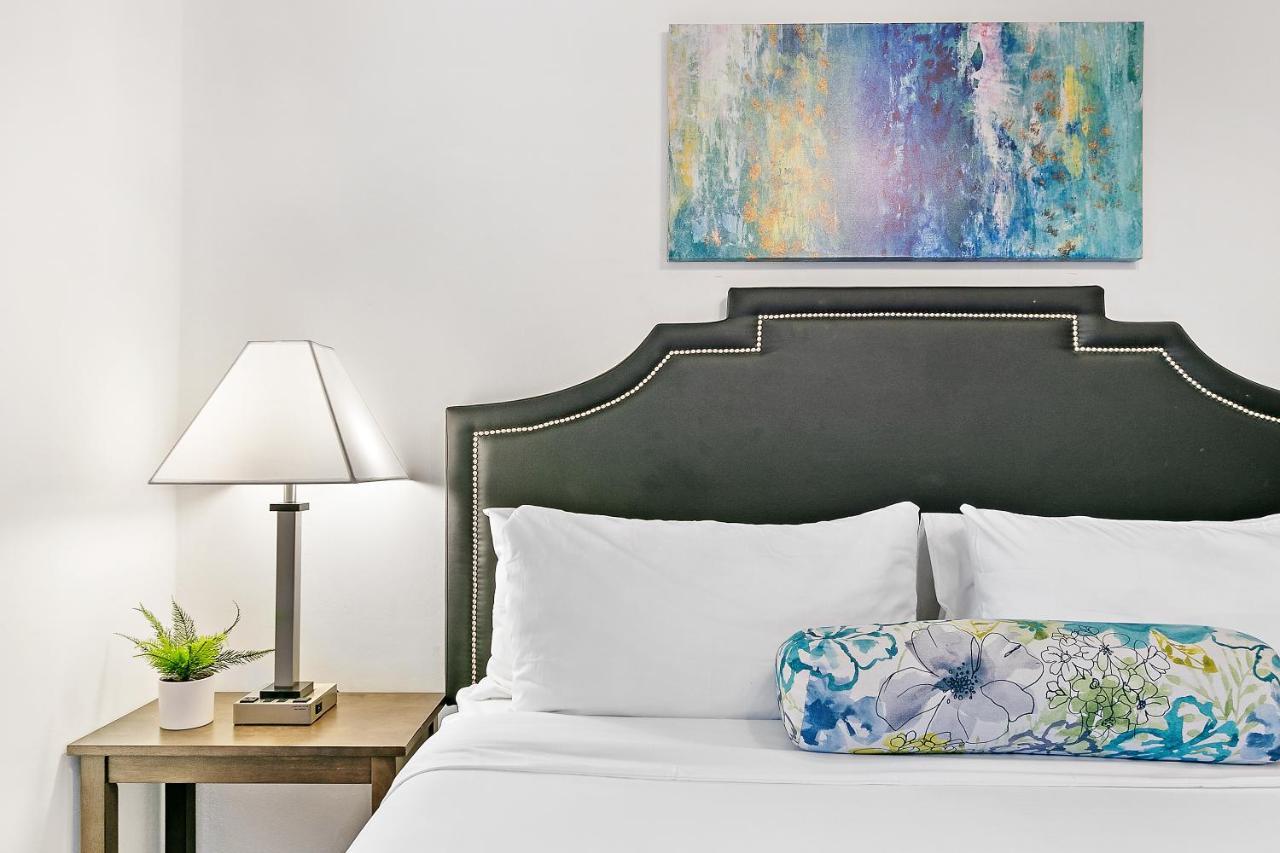 Your 1br Homey Haven In Vibrant - Larchmont 1a-3a Apartment