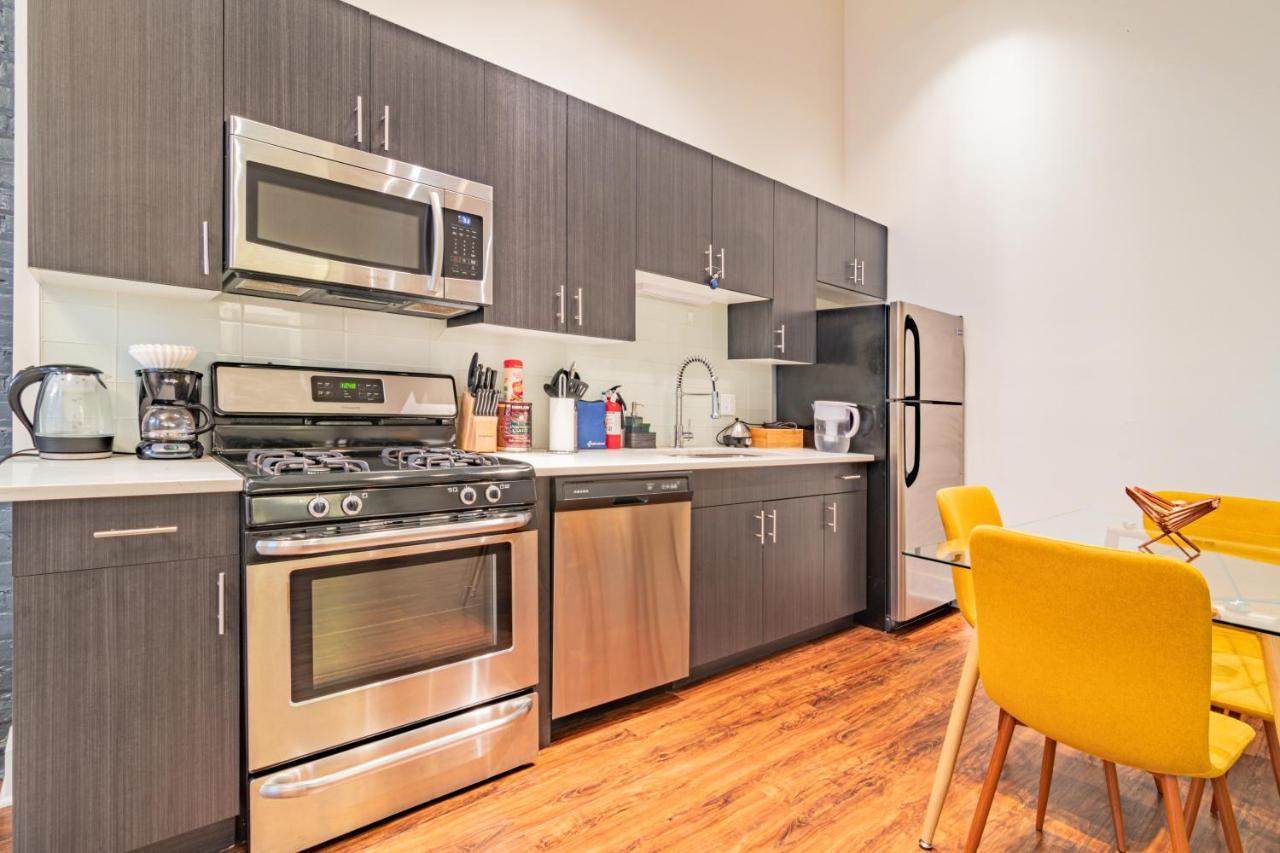 Mccormick Place: Modern 420-friendly Gem On Michigan Avenue Apartment Chicago
