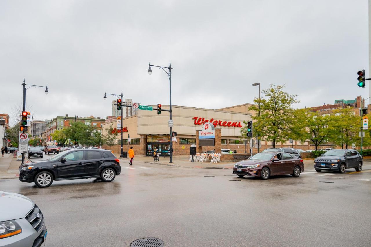 Comfy And Complete Studio Apt Near Boystown - Oakdale 317 Rep Apartment