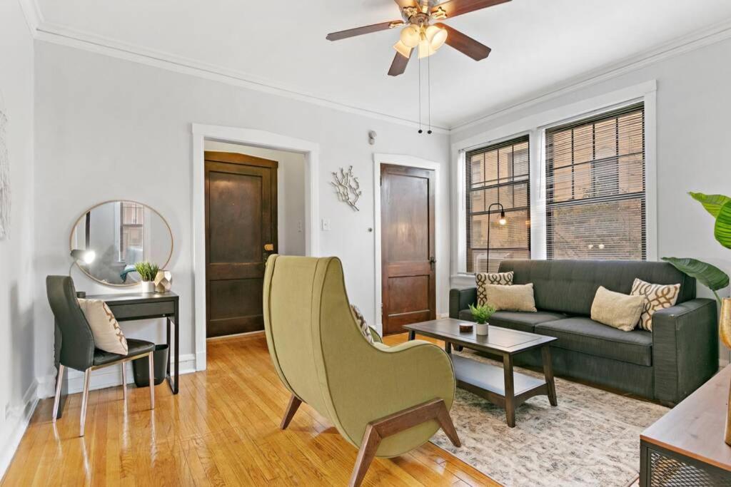 Well-furnished 1br In Popular Spot - Belmont J3 Apartment *