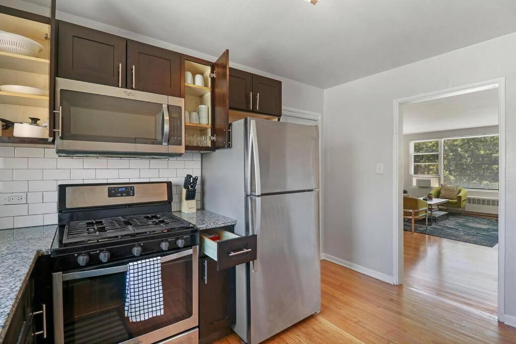 Modern & Comfy 2br Close To Dining - Bell 2c * Chicago