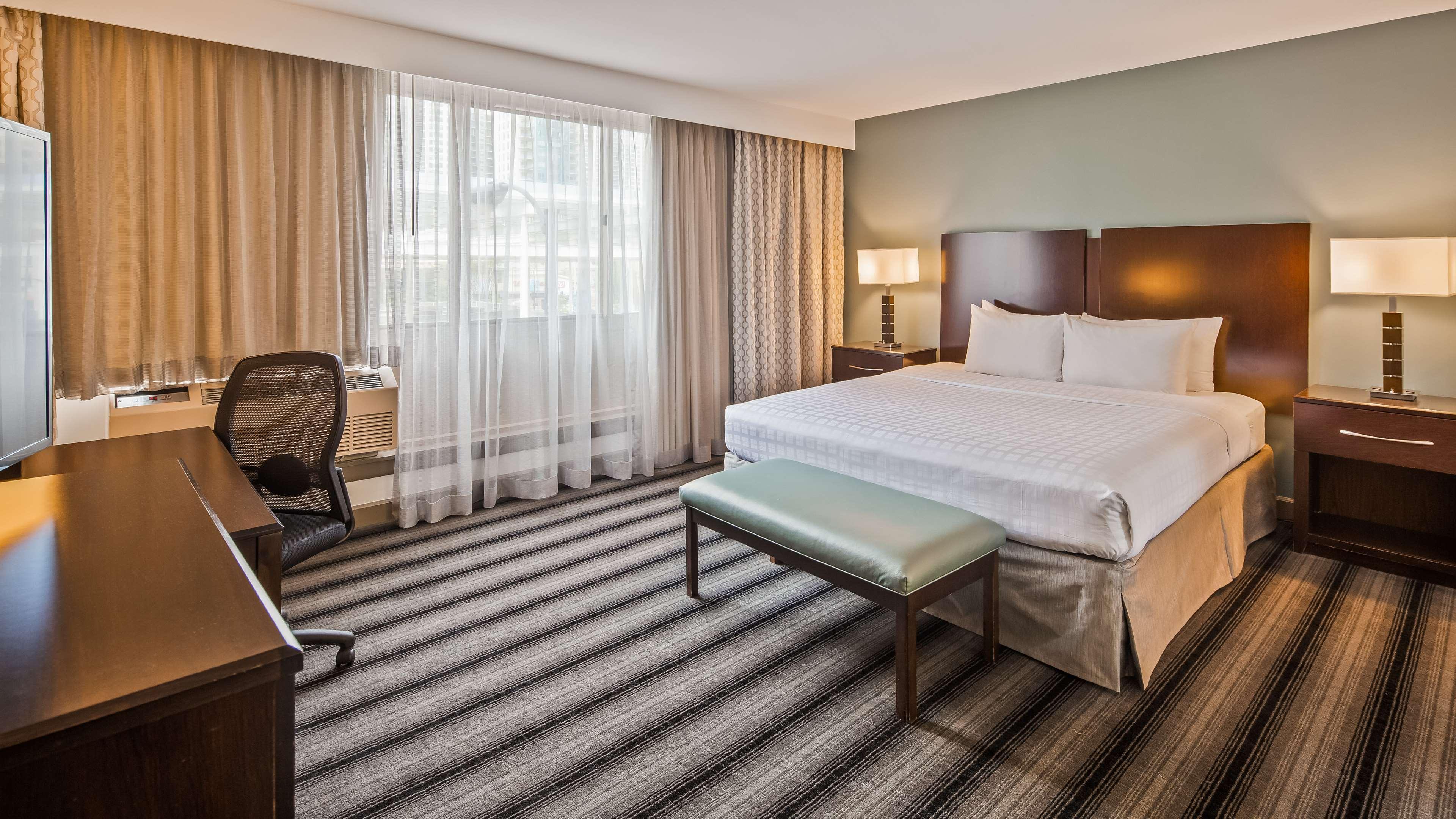 Western Downtown-river North Hotel