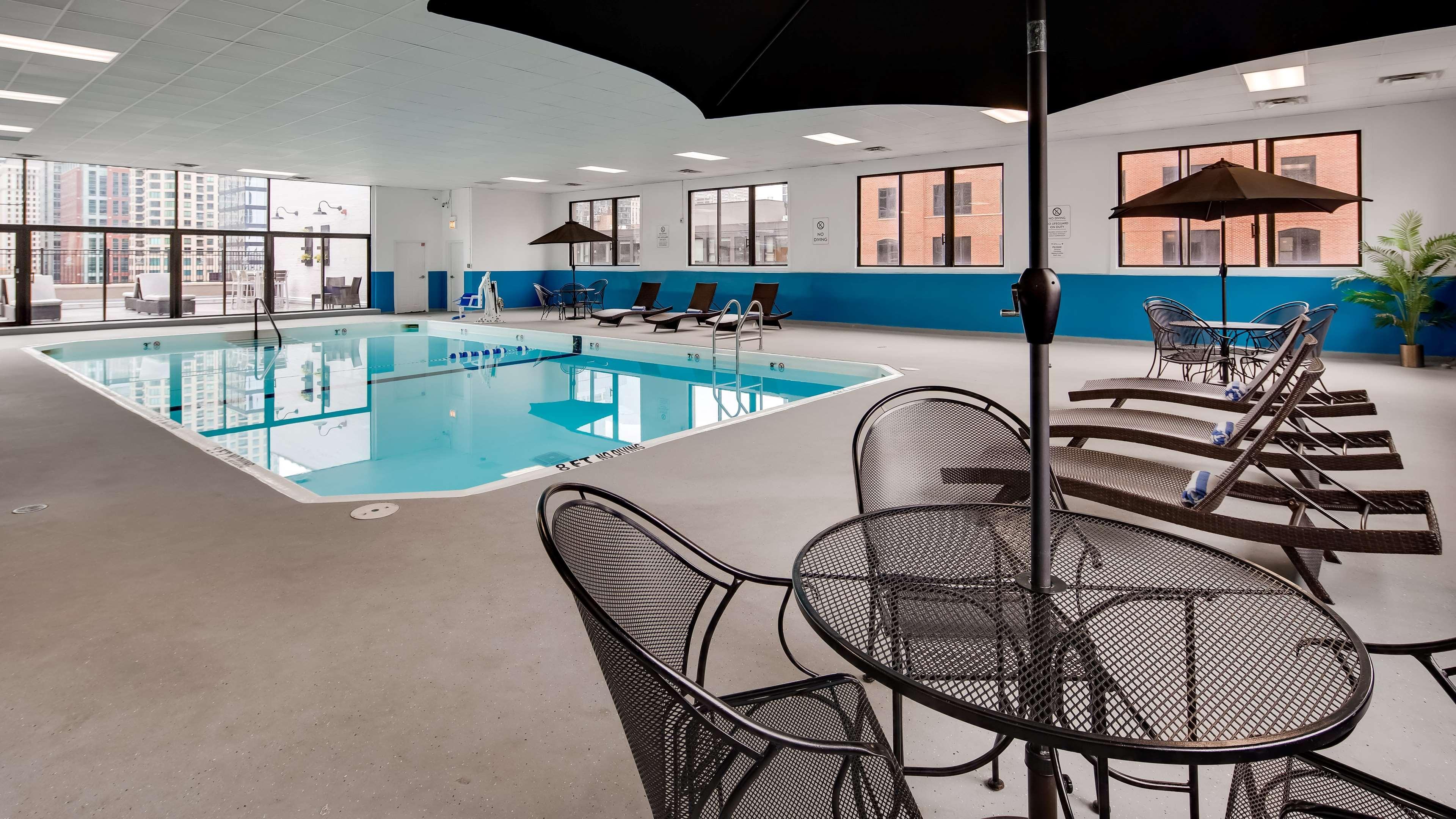 Western Downtown-river North Hotel 3*