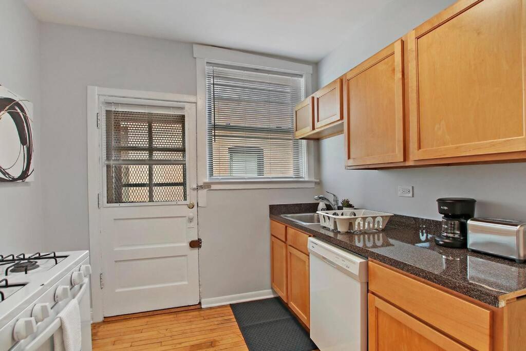 1br Deluxe With Complete Amenities - Campbell 3 Apartment