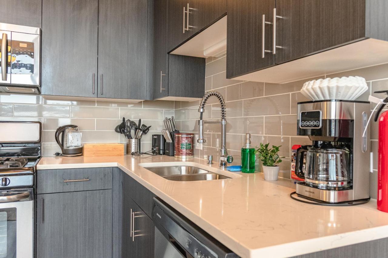 Cozy 2br South Loop With Optional Parking And Gym Near Mccormick Place, Public Transit & Hotspots Apartment *