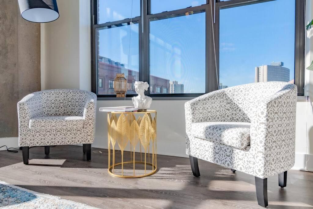 Mccormick Place Spacious 3br Family Heaven With Optional Parking Sleeps 10 Guests Near Soldier Field And Field Museum Apartment Chicago