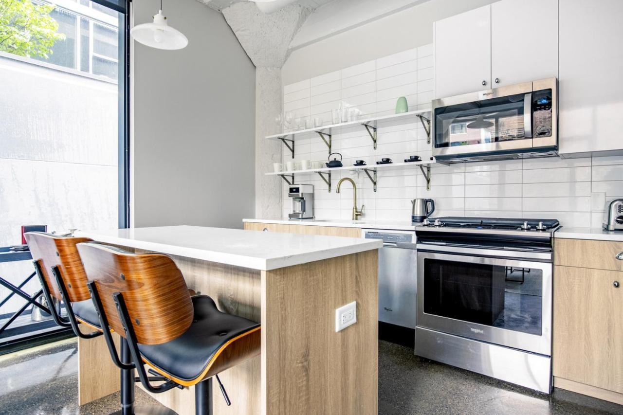 River N 1br W Gym Rooftop Nr L Parks Chi-321 Chicago