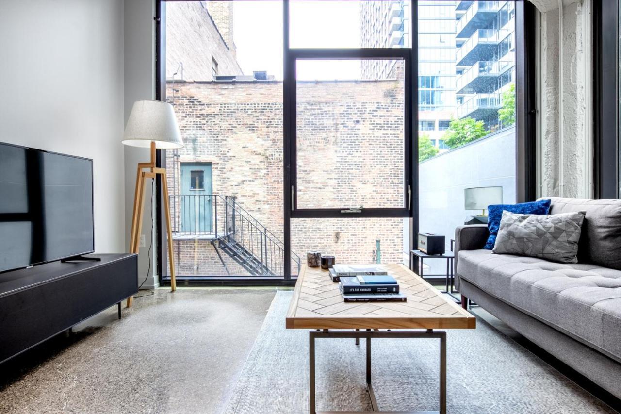River N 1br W Gym Rooftop Nr L Parks Chi-321 Apartment