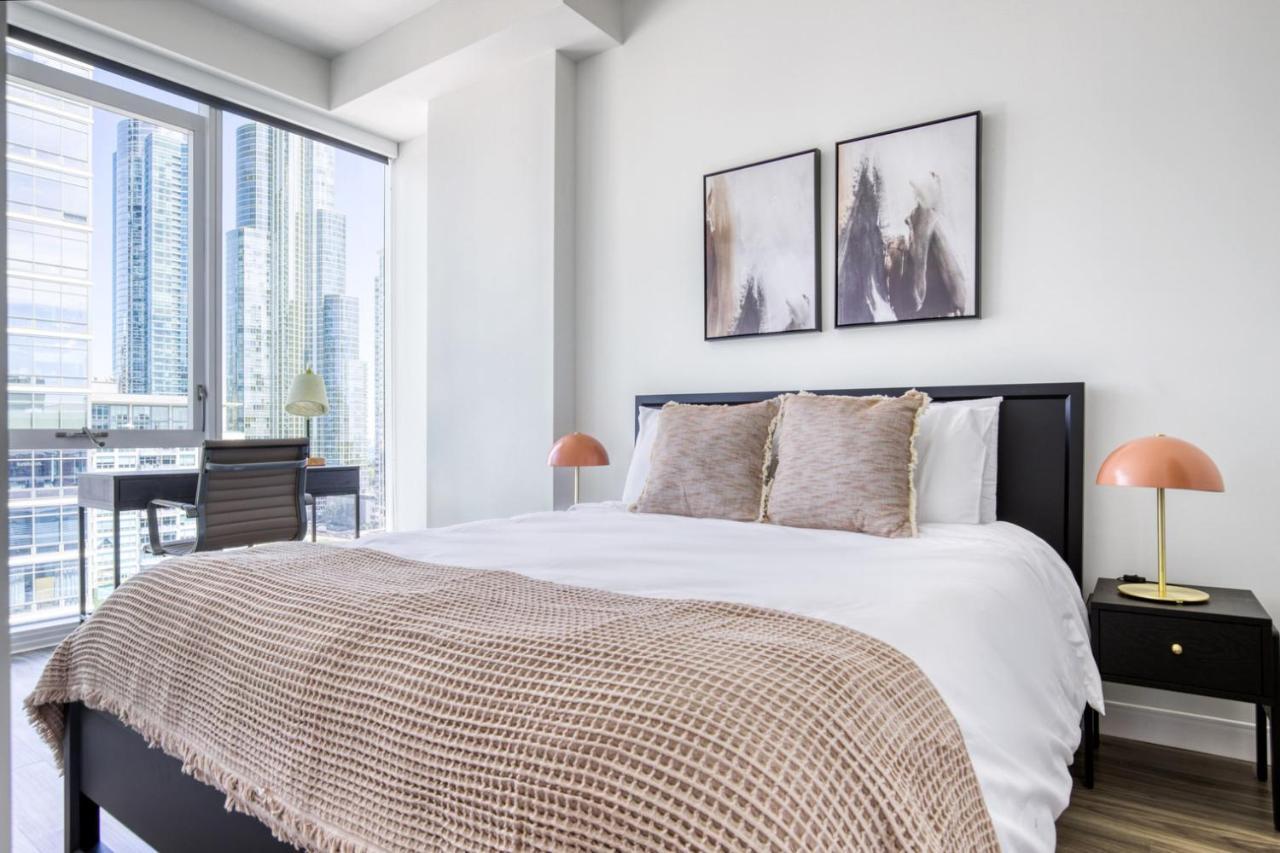Apartment S Loop 1br W Lounge Pool Gym Nr Grant Park Chi-762 Chicago