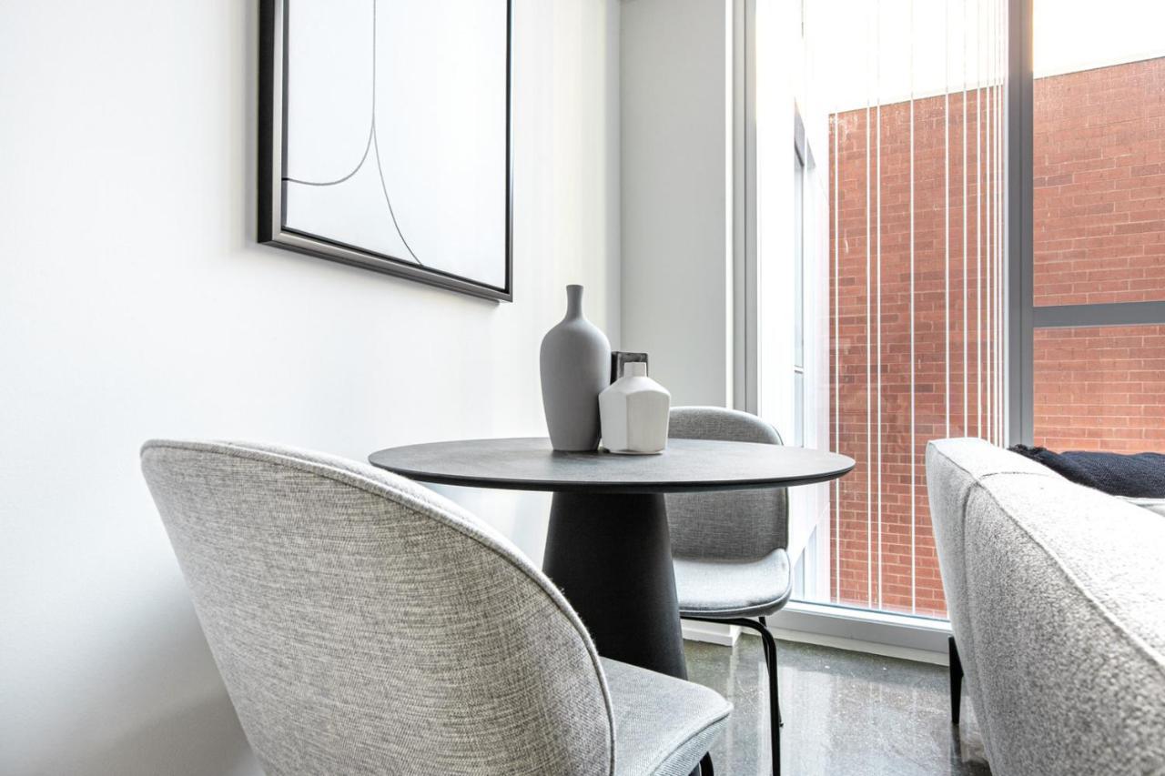 River N 1br W Gym Pool Nr L Stop Chi-360 Chicago
