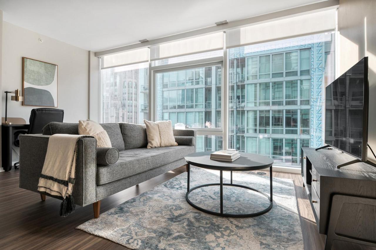 Streeterville 2br W Pool Gym Nr Riverwalk Chi-881 Apartment Chicago