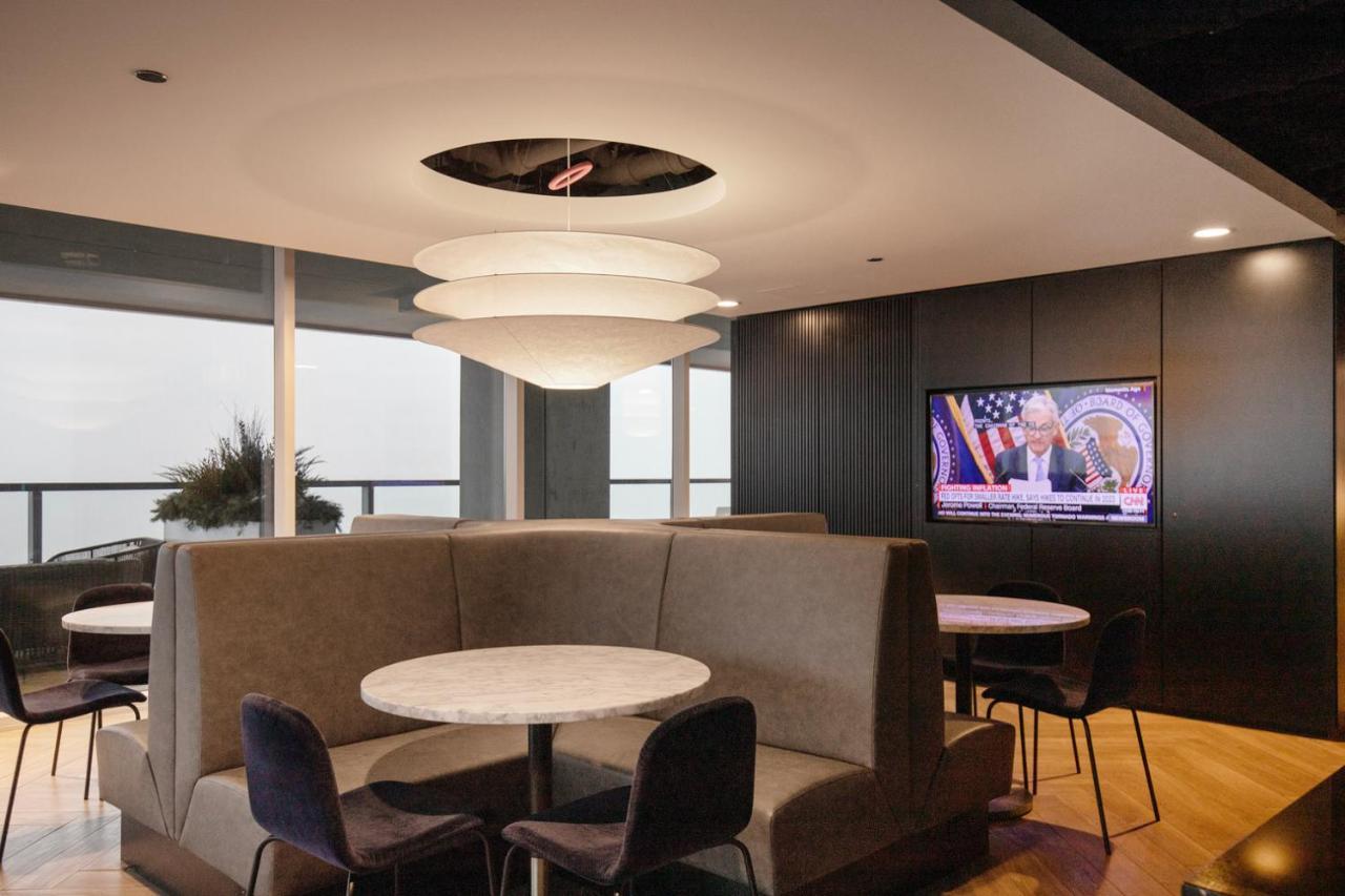 Apartment Streeterville 2br W Pool Gym Nr Riverwalk Chi-881