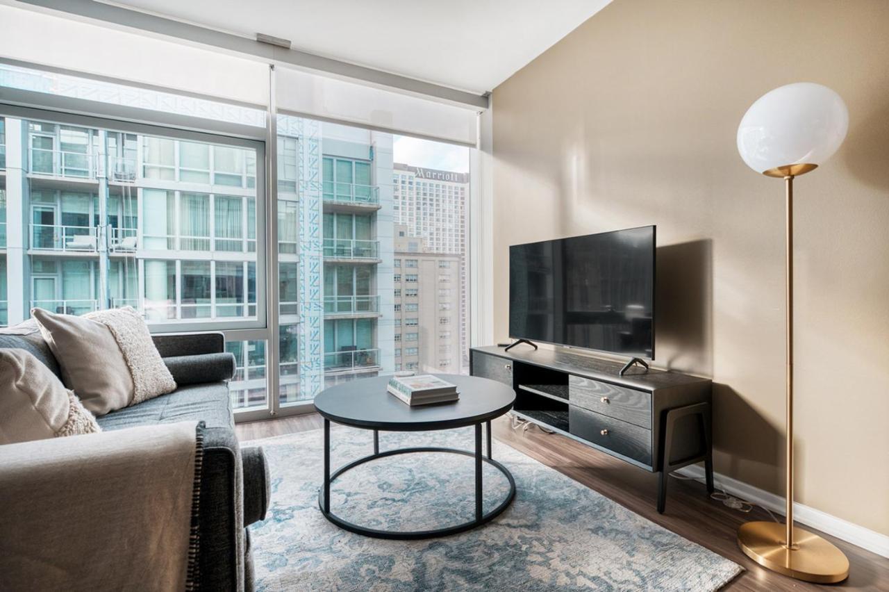 Streeterville 2br W Pool Gym Nr Riverwalk Chi-881 *