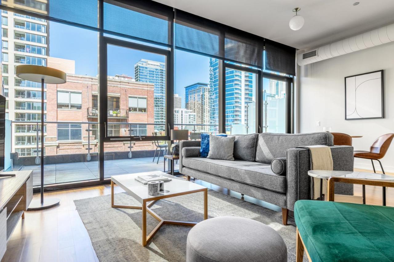 Apartment River N 3br W Gym Rooftop Nr L Park Chi-324 Chicago
