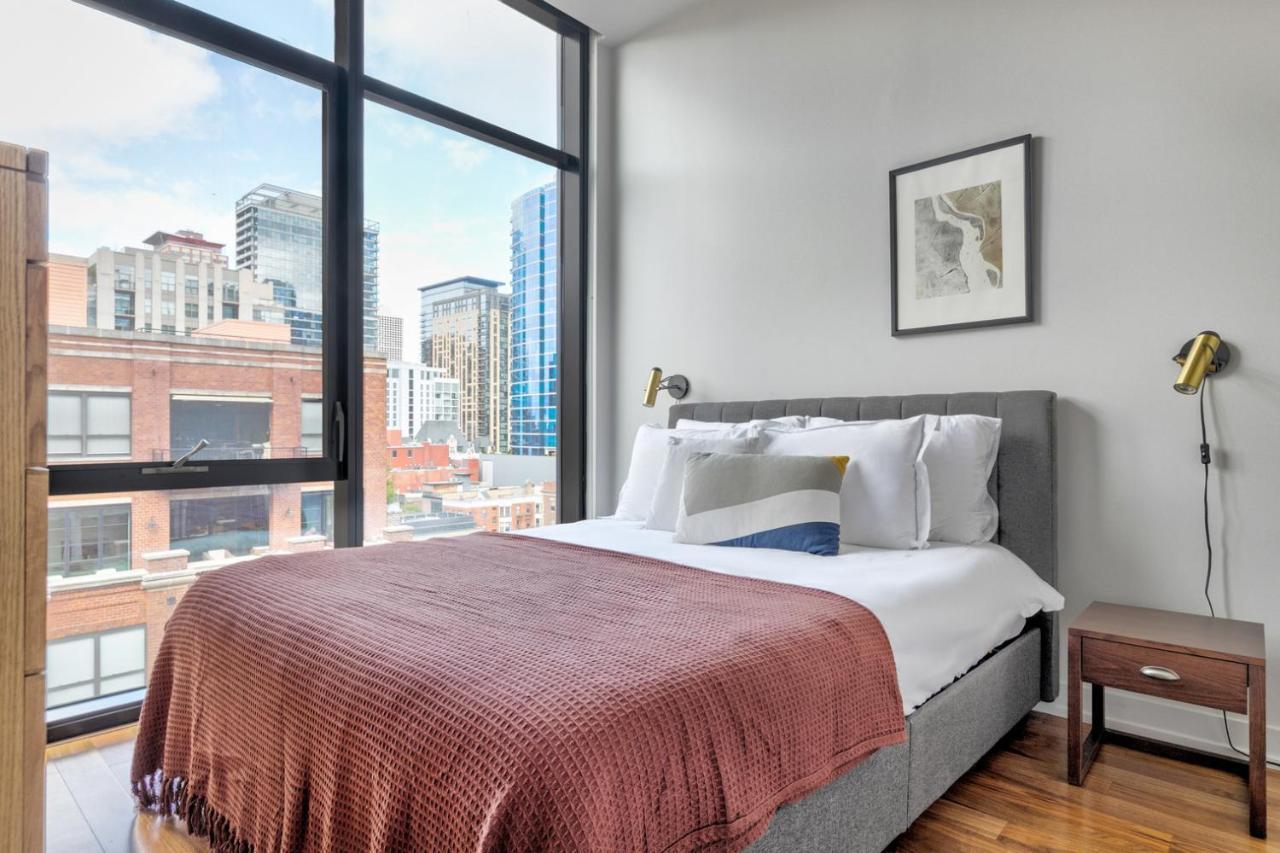 River N 3br W Gym Rooftop Nr L Park Chi-324 Chicago
