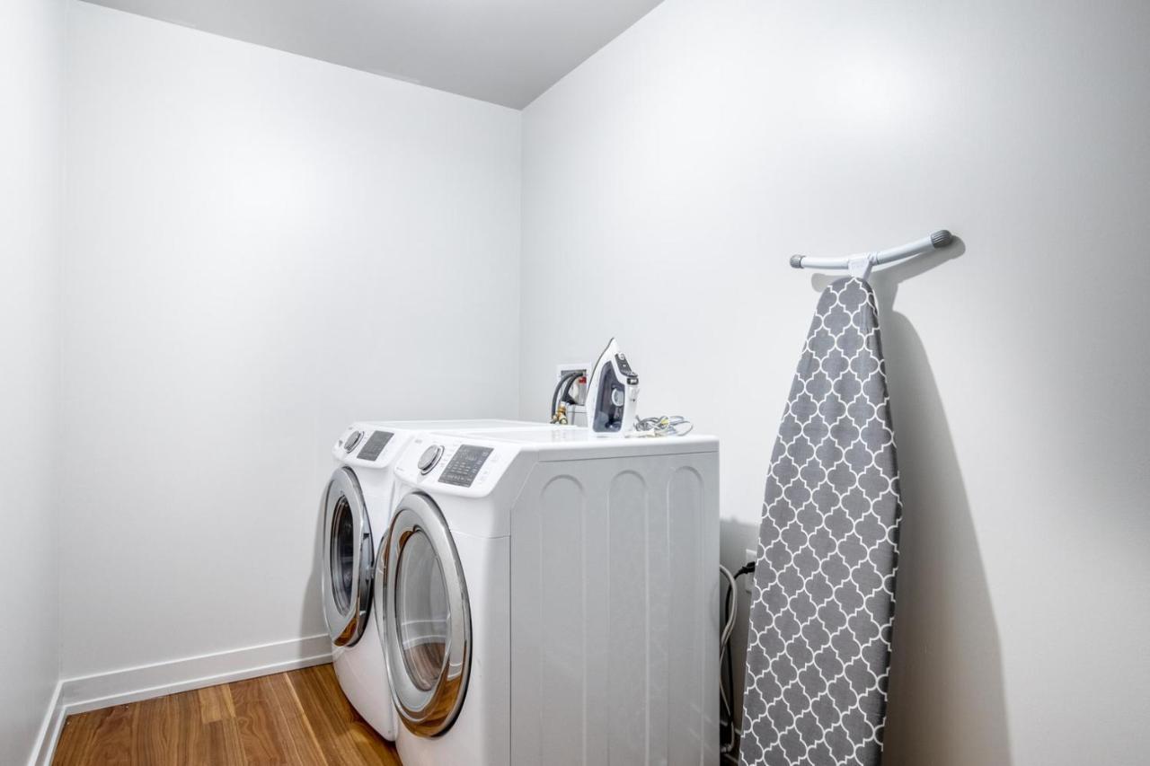 River N 3br W Gym Rooftop Nr L Park Chi-324 Apartment