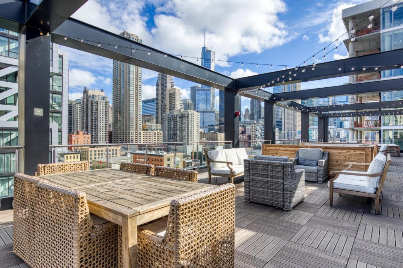 Apartment River N 3br W Gym Rooftop Nr L Park Chi-324 Chicago