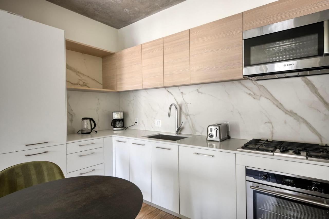 W Loop 1br W Deck Pool Gym 3 Blocks To L Chi-646 Apartment Chicago