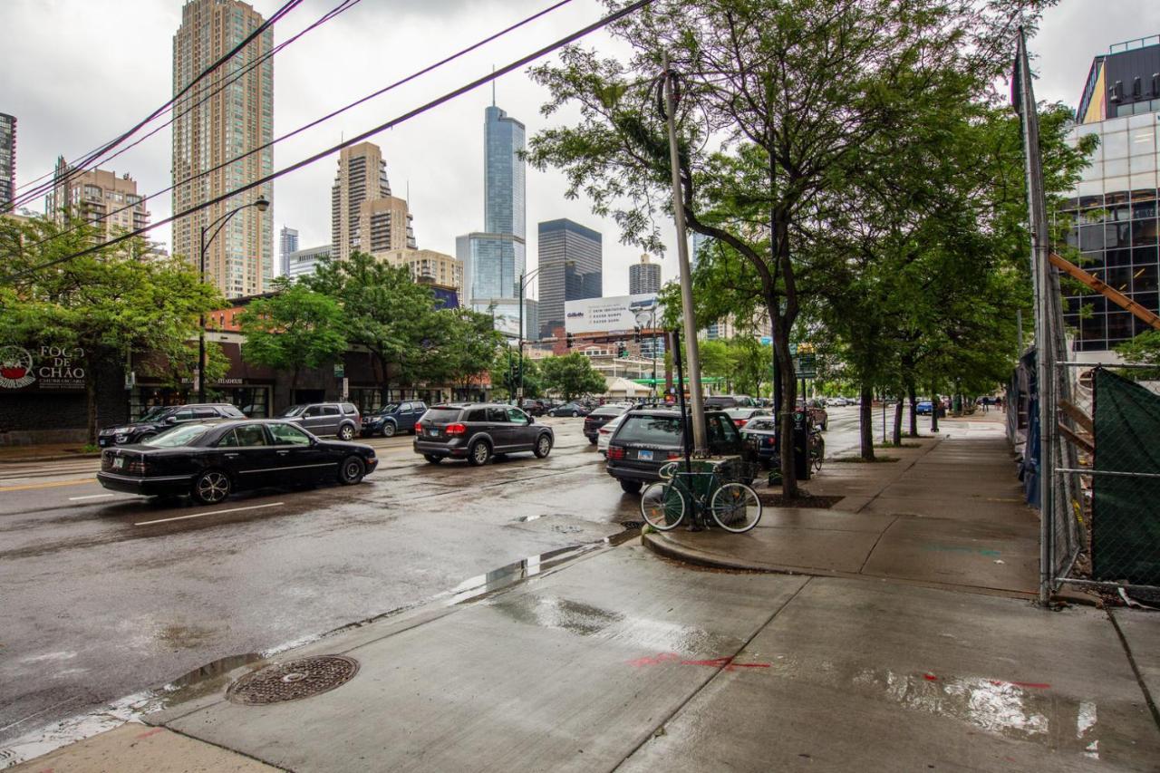 Apartment River North 1br W Gym Lounge Roof Nr Riverwalk Chi-900 *