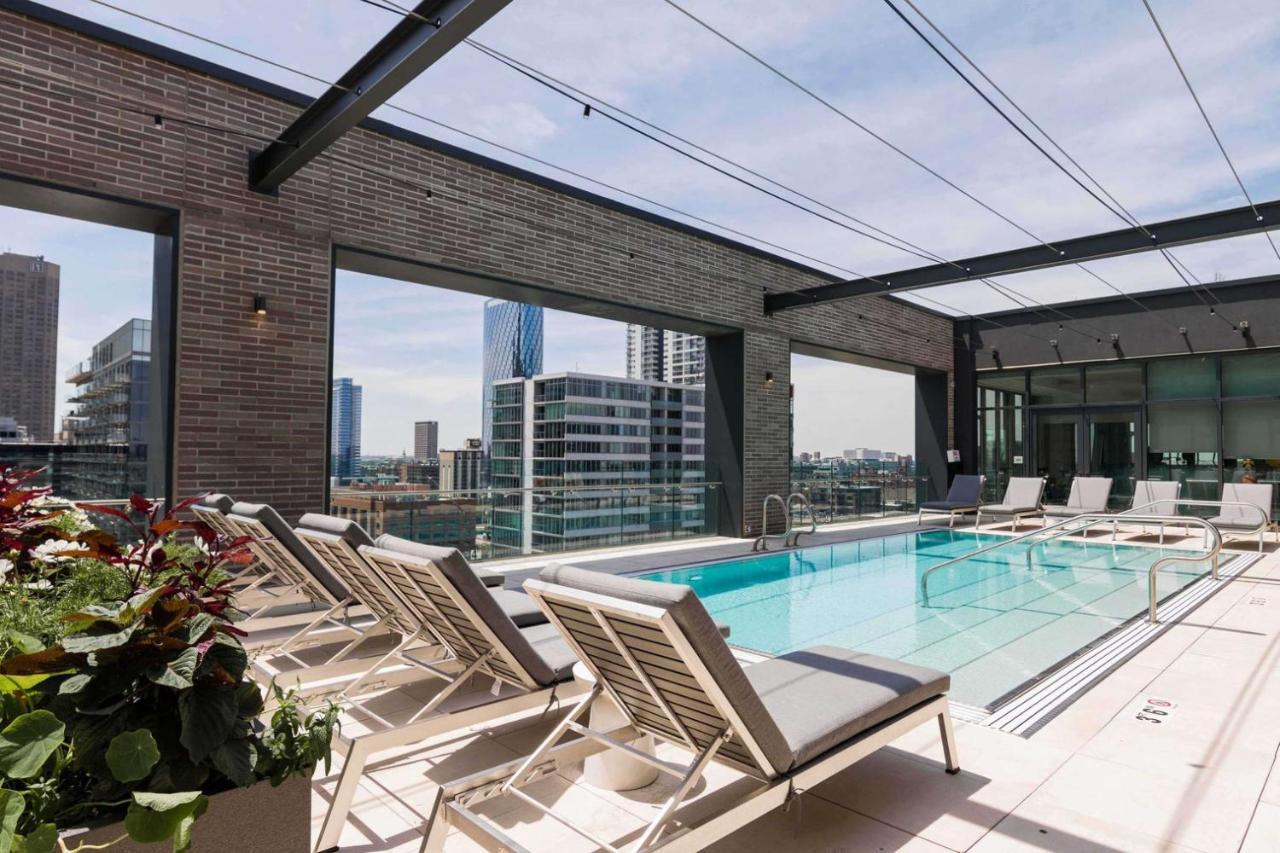 W Loop 1br W Deck Pool Gym 3 Blocks To L Chi-646