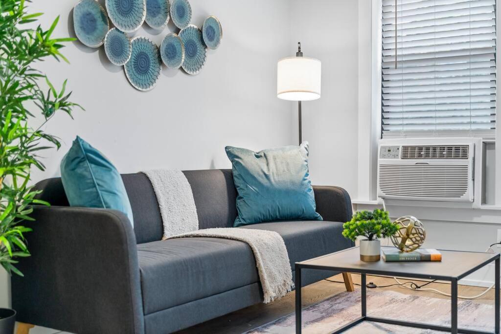 Apartment 1-bedroom Bright & Cozy Apt With In-unit Laundry - Brompton 58-60 Rep Chicago