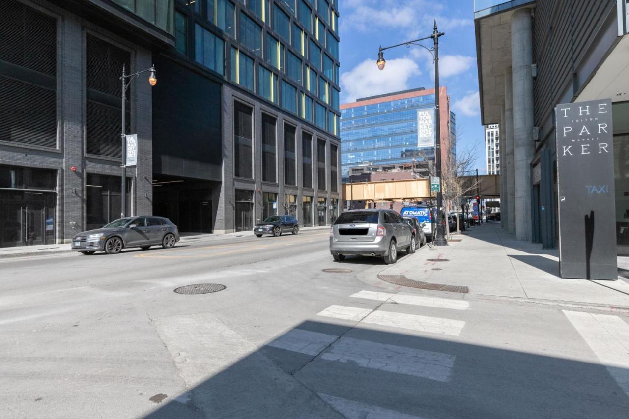W Loop W Gym Wd 3 Blocks To L Chi-675