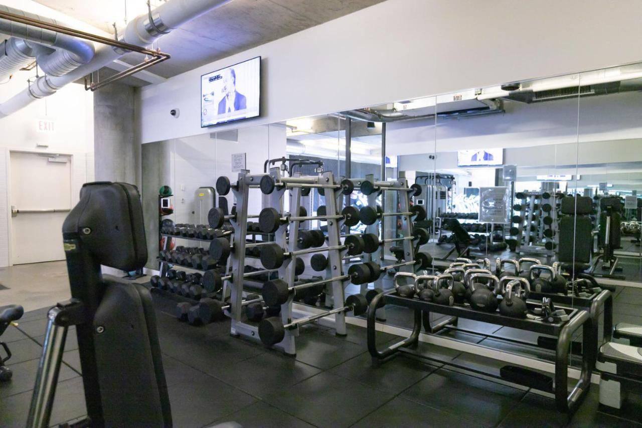 Apartment W Loop W Gym Wd 3 Blocks To L Chi-675 Chicago