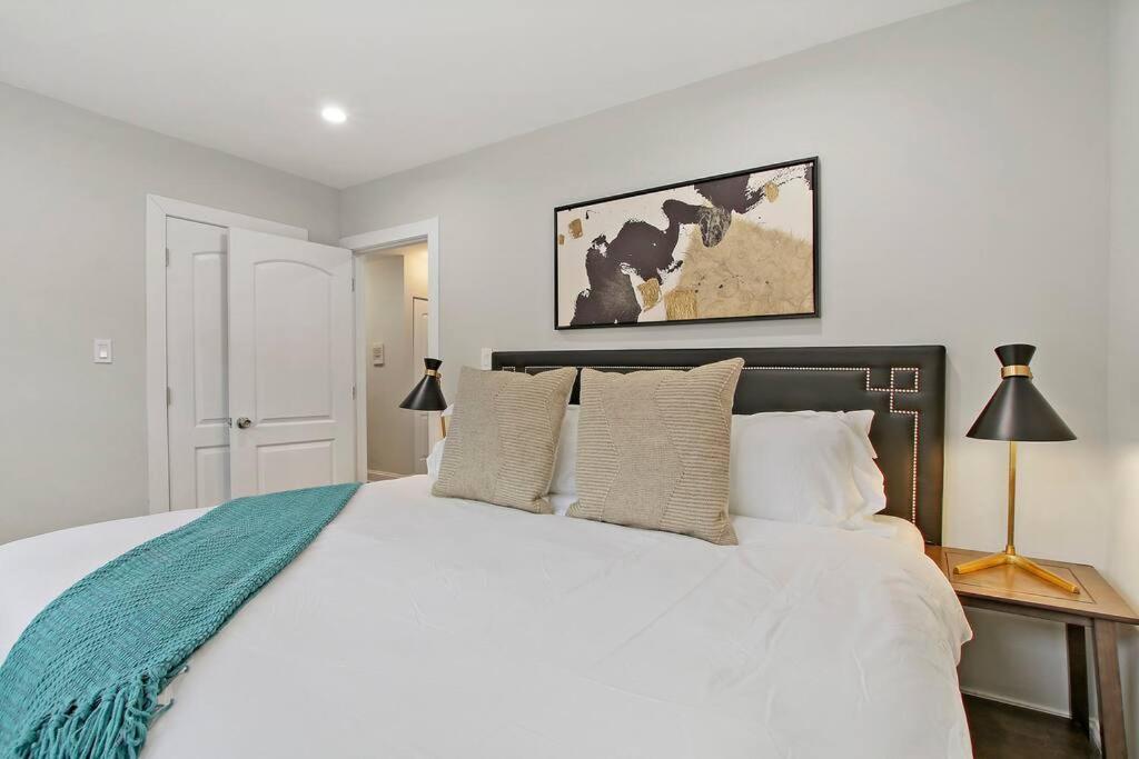 2br Roomy & Stylish In Rogers Park - Sheridan N2