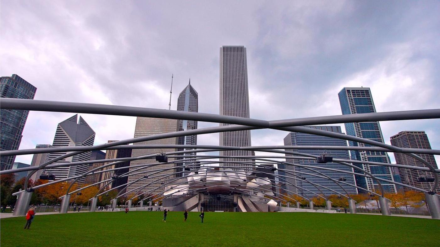 Mccormick Place: Modern 420-friendly Gem On Michigan Avenue Apartment *