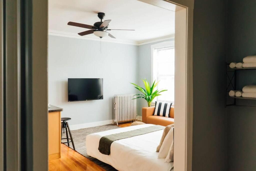 Apartment Well-equipped In The City! - Belmont B13 Chicago