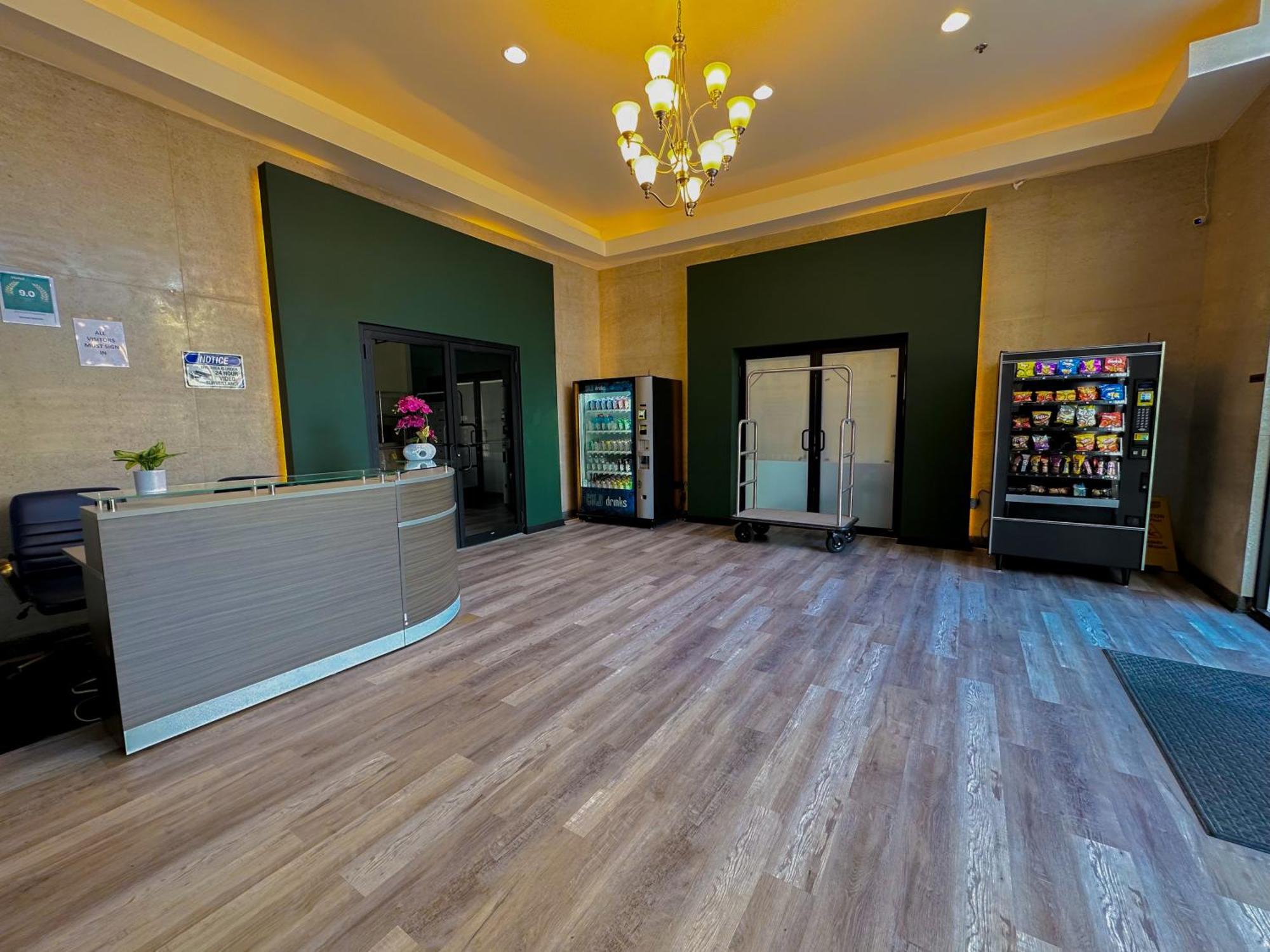 Modern 2br In South Loop With Optional Parking & Gym Access Near Museum Campus & Grant Park Apartment *