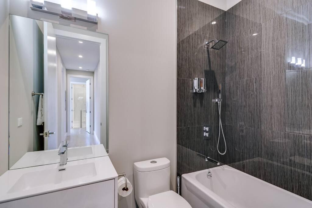 2 Newly Built Luxury With Private Roofdeck Apartment