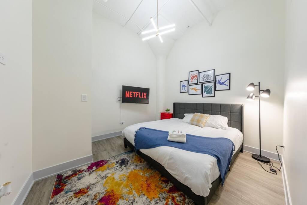 Spacious 5br Luxury Perfect For Groups With Gym Access And Optional Parking Near Mccormick Place, Grant Park And Soldier Field Chicago
