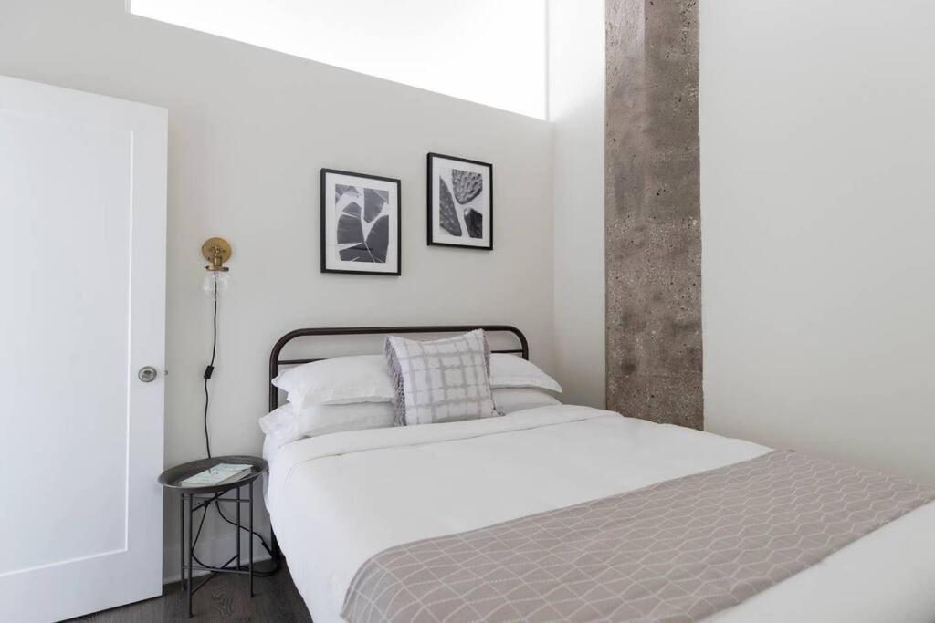 Modern 2br In South Loop With Optional Parking & Gym Access Near Museum Campus & Grant Park Apartment Chicago