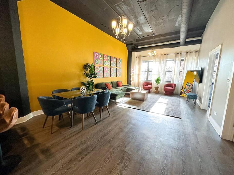 Apartment Cozy 3br Living In South Loop Near Mccormick Place, Soldier Field & Lakefront Chicago