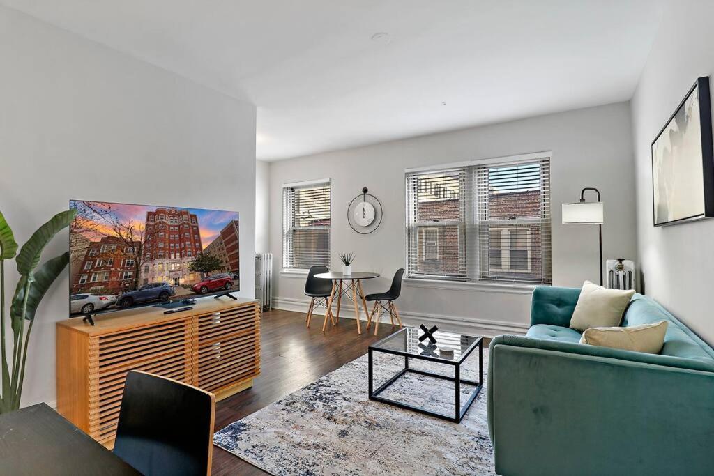 Apartment Lively & Fully Furnished 1br - Kenwood 408