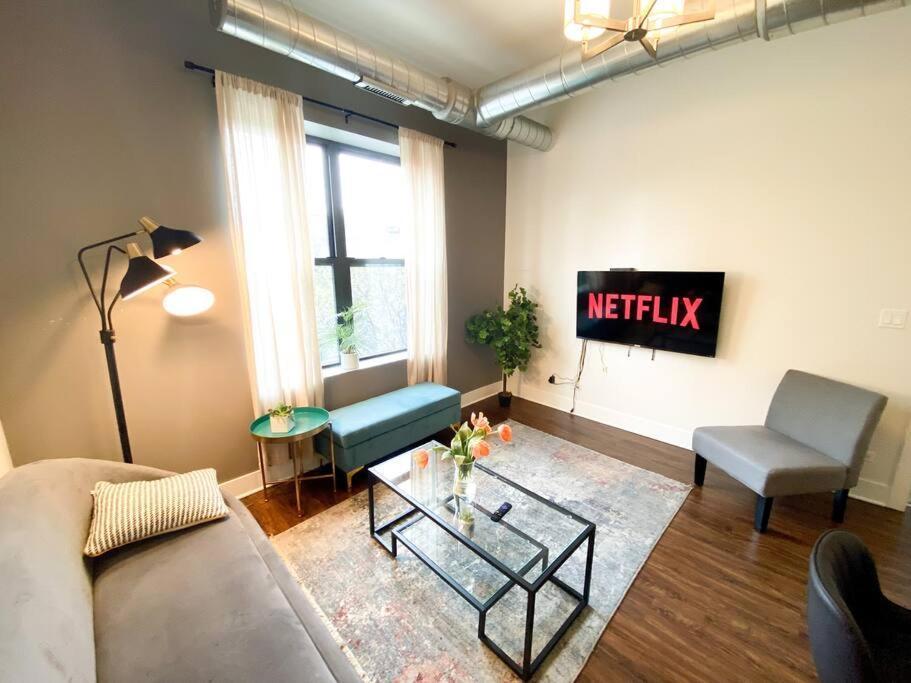 Apartment Sleek And Spacious 3br Retreat Near Mccormick Place, Museum Campus And Soldier Field *