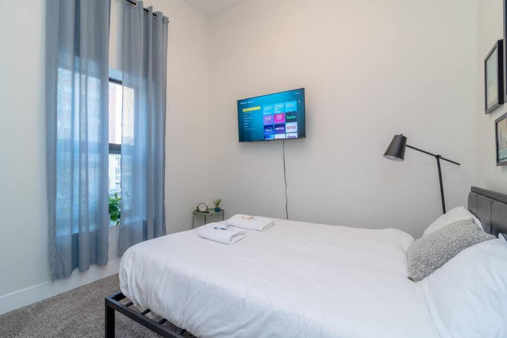 Spacious 3br 420 Friendly Near Mccormick Place, Lakefront And Soldier Field * Chicago