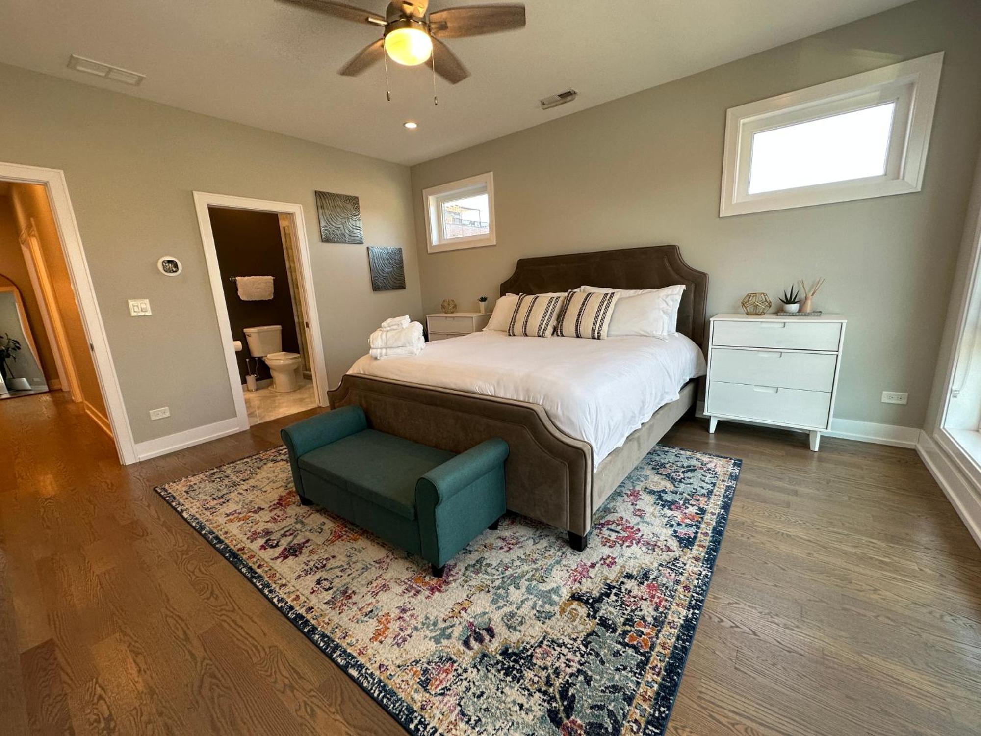 Modern Sfh Near Mccormick Place & Soldier Field Holiday home *