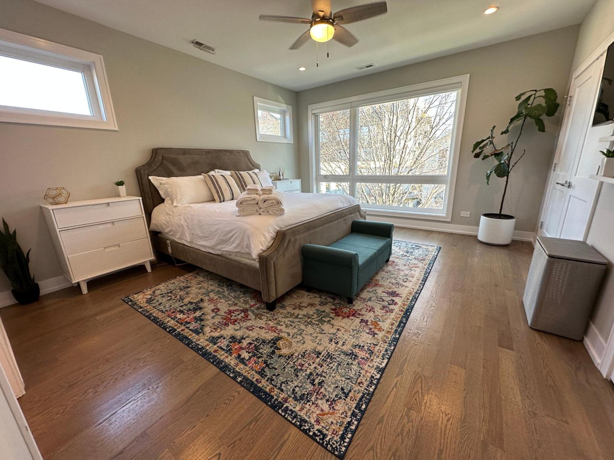 Holiday home Modern Sfh Near Mccormick Place & Soldier Field *