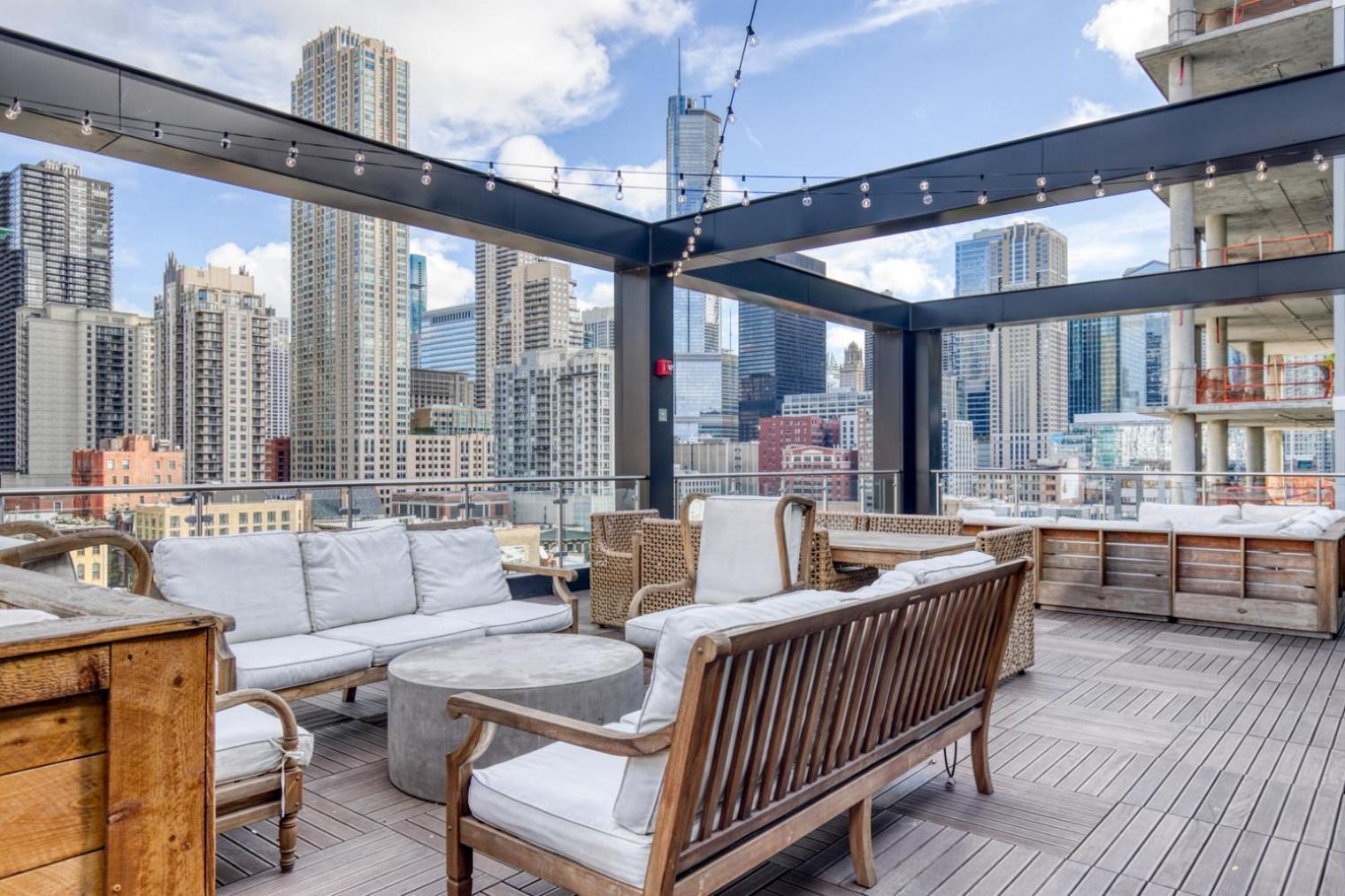 River North 1br W Gym Lounge Roof Nr Riverwalk Chi-891 * Chicago