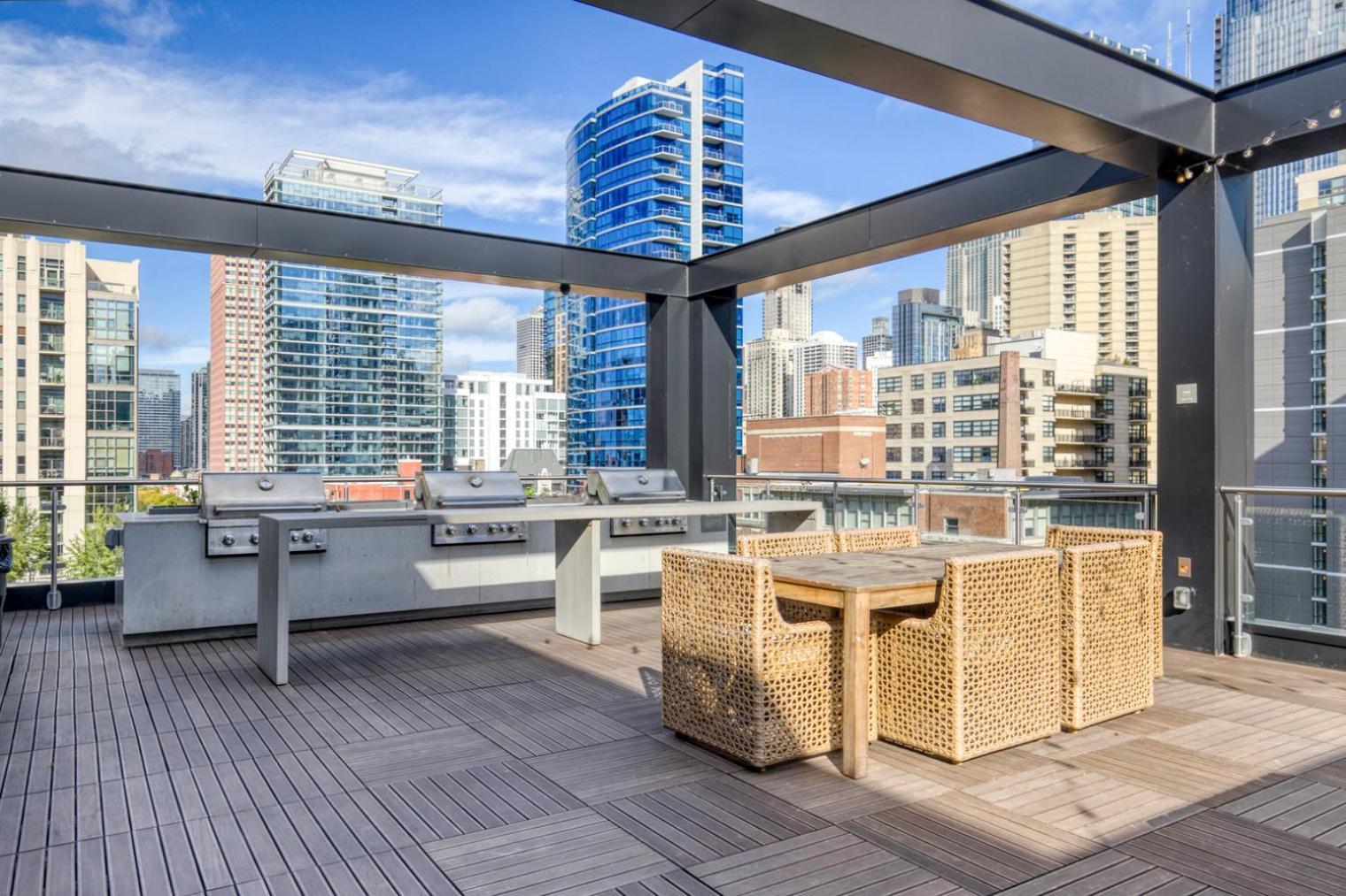 River North 1br W Gym Lounge Roof Nr Riverwalk Chi-891 Chicago